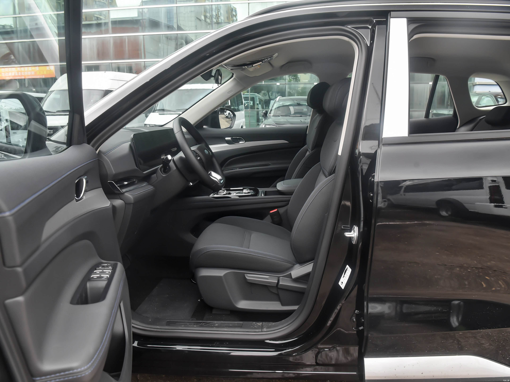 Ford Equator Sport 2025 EcoBoost 170 Heart Edition