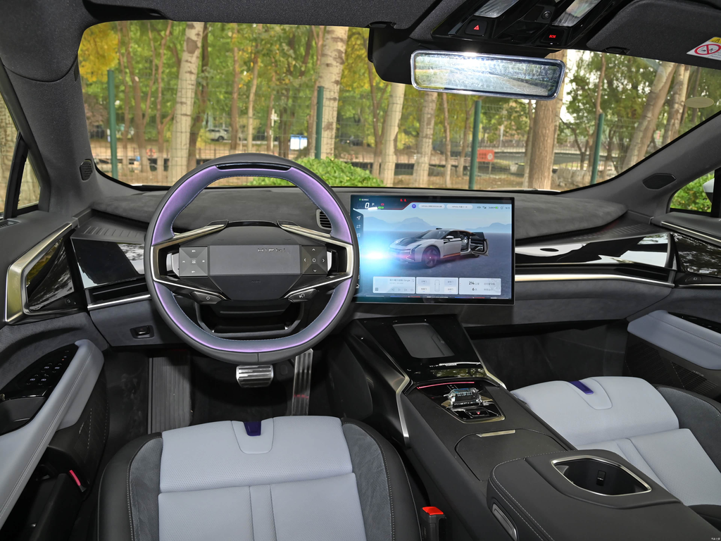 HiPhi Z 2023 City Edition 5 seats
