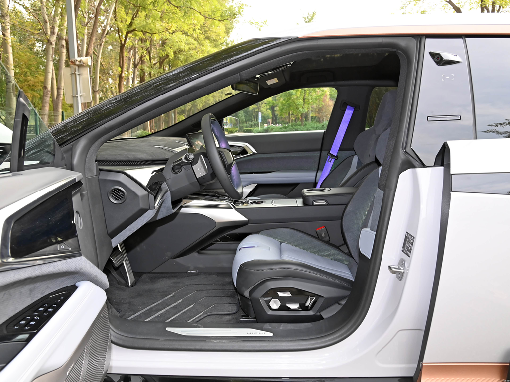 HiPhi Z 2023 City Edition 5 seats