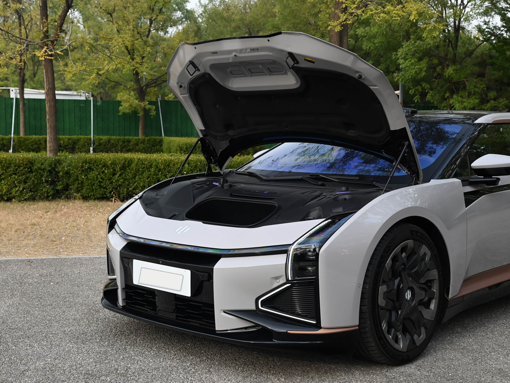 HiPhi Z 2023 City Edition 5 seats