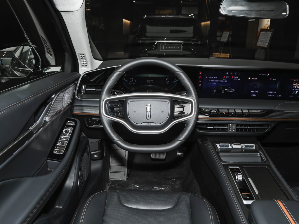 Lincoln Z 2025 2.0T Premium Edition