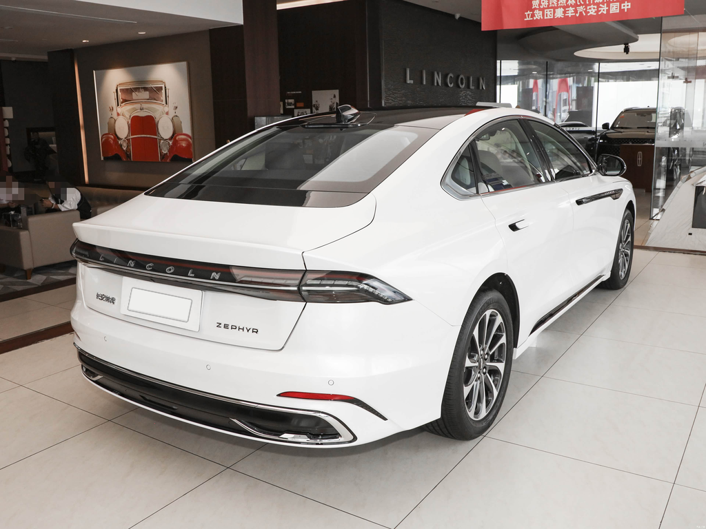 Lincoln Z 2025 2.0T Premium Edition