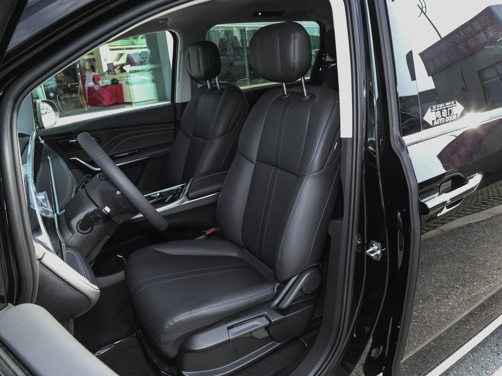 Maxus G90 2025 2.0T Xinghui 7-seat