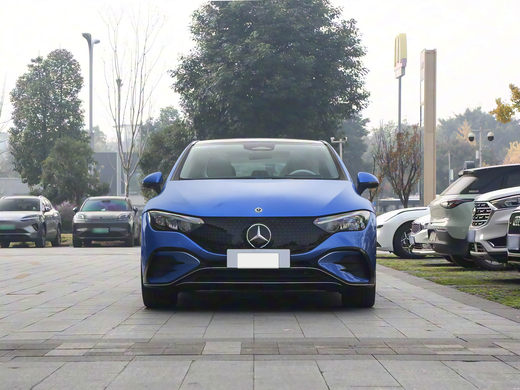 Mercedes-Benz EQE 500 4MATIC 2026 Pioneer Edition
