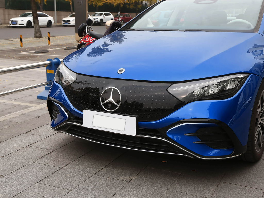 Mercedes-Benz EQE 500 4MATIC 2026 Pioneer Edition
