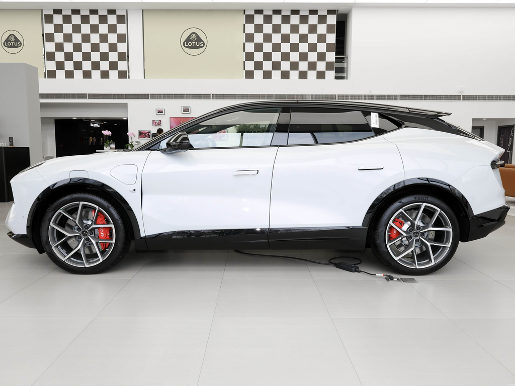 Lotus Eletre 2026 600 5-Seat