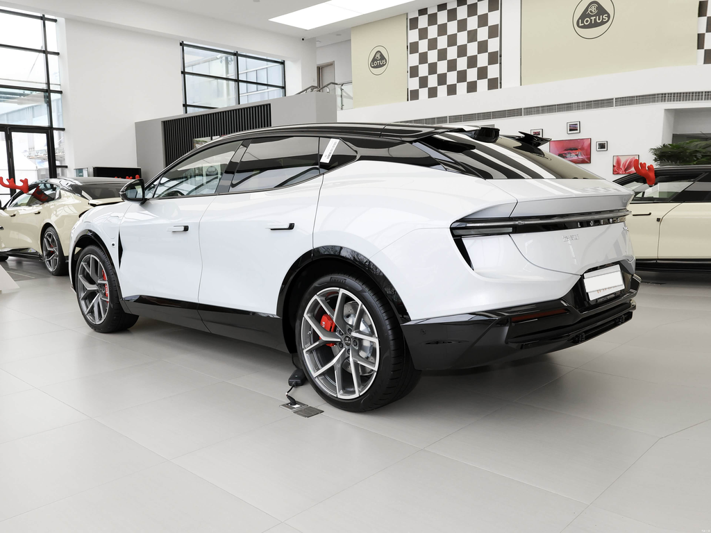 Lotus Eletre 2026 600 5-Seat