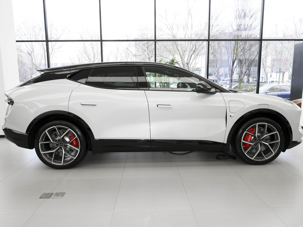 Lotus Eletre 2026 600 5-Seat