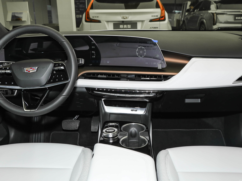 Cadillac GT4 2023 25T Style Edition