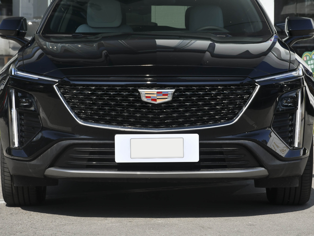 Cadillac GT4 2023 25T Style Edition