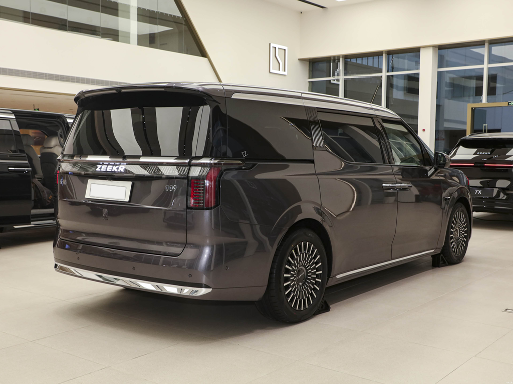 Zeekr 009 2024 Seven-Seat Aisle 108kWh