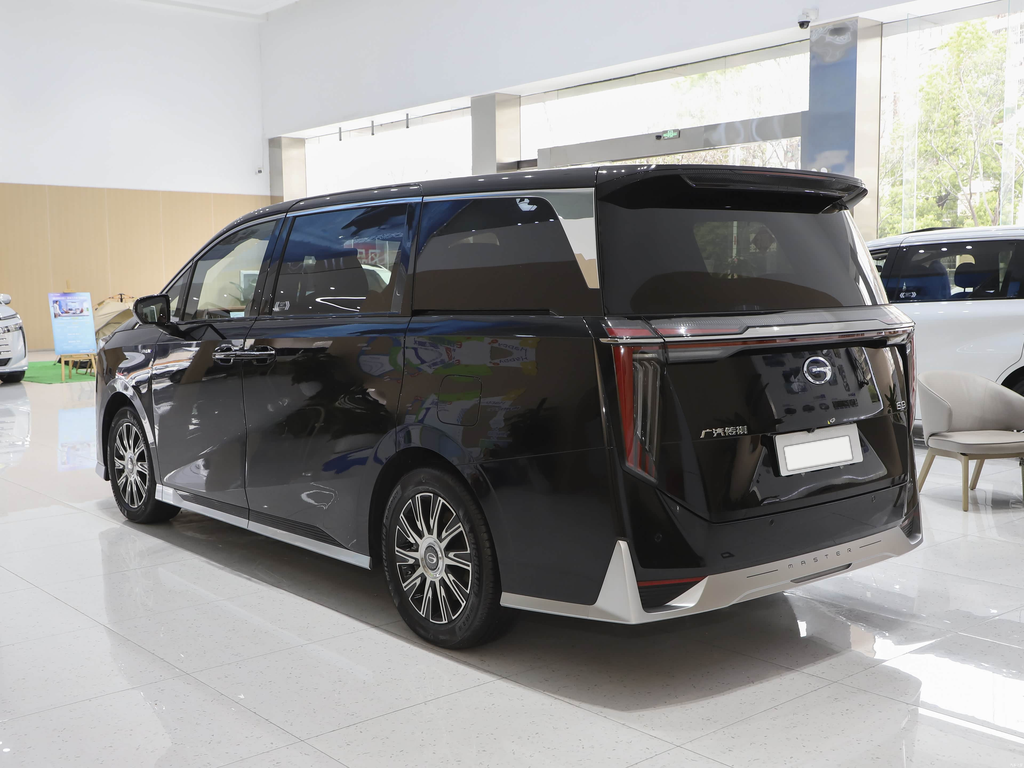 Trumpchi E9 2025 Super Fast Charge Premium