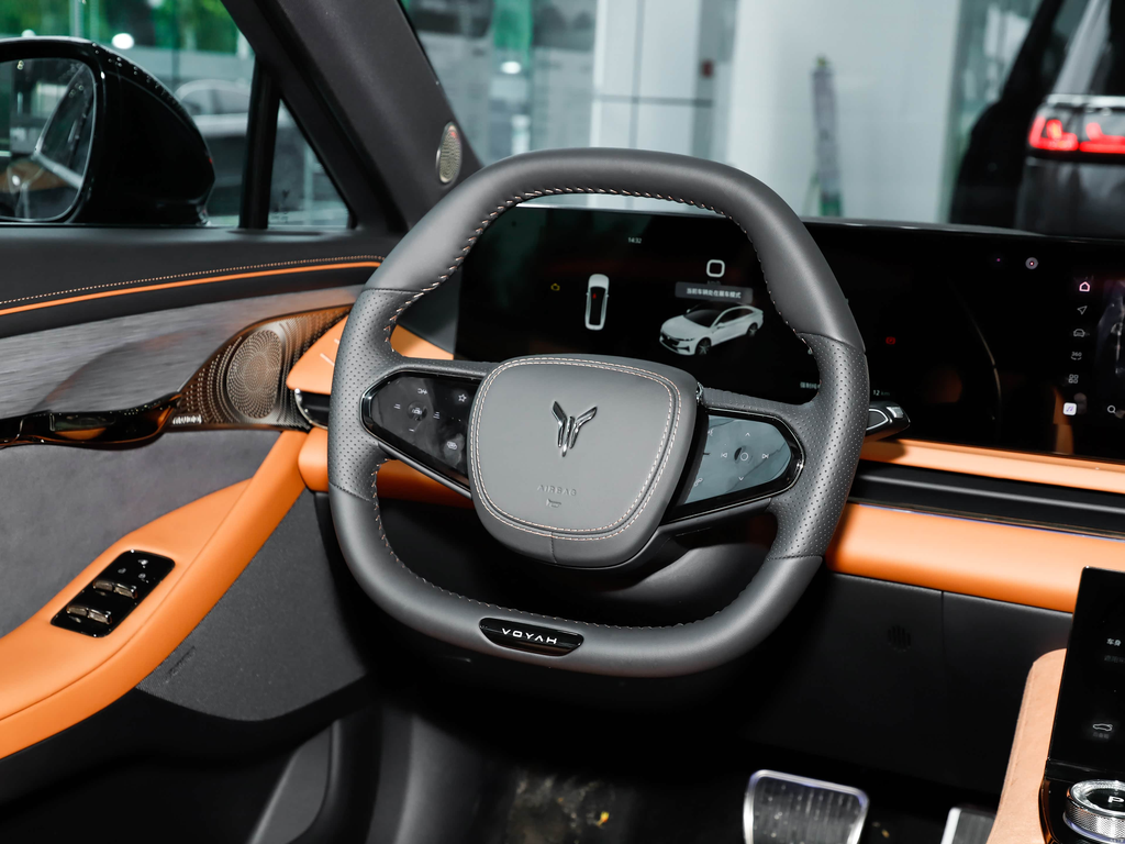 Lantu Chasing Light 2024 PHEV AWD Long Range Executive