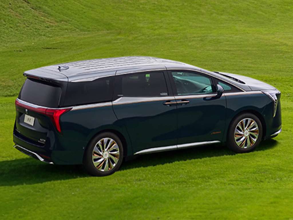 Buick Century 2026 2.0T Six-Seat Green Edition
