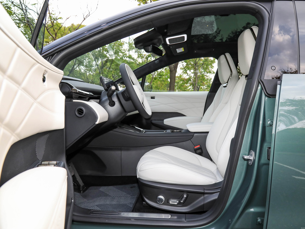 Zeekr X 2026 Max Five-Seat Edition