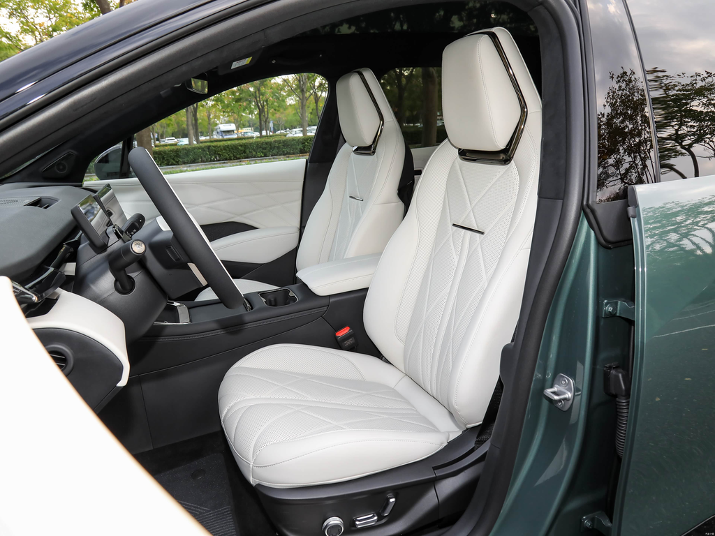 Zeekr X 2026 Max Five-Seat Edition