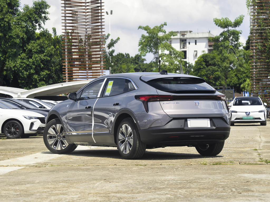 Buick E4 2023 Smart Edition