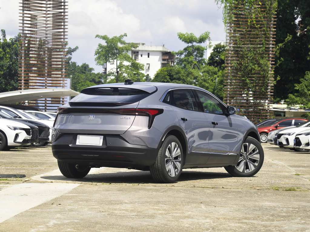 Buick E4 2023 Smart Edition