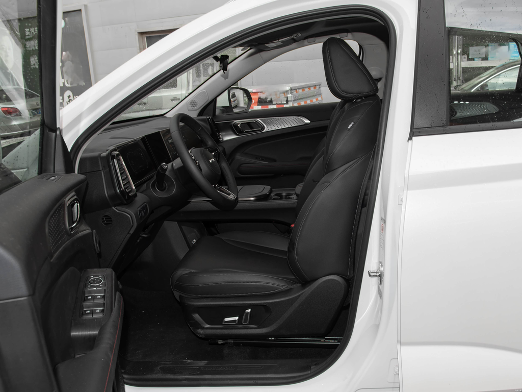 Haval Xiaolong 2023 1.5L 52KM Pilot Edition