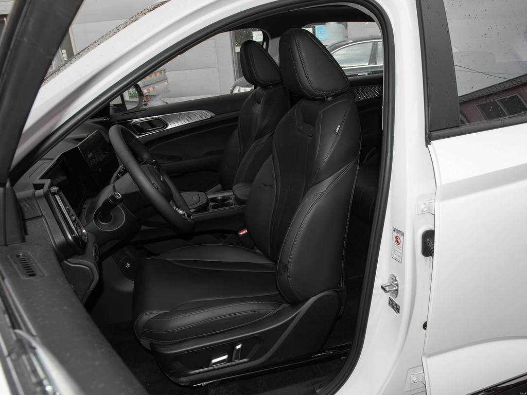 Haval Xiaolong 2023 1.5L 52KM Pilot Edition