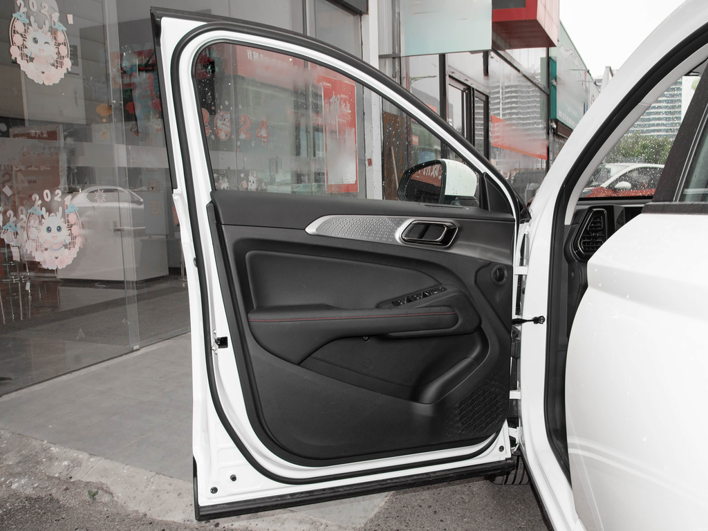 Haval Xiaolong 2023 1.5L 52KM Pilot Edition