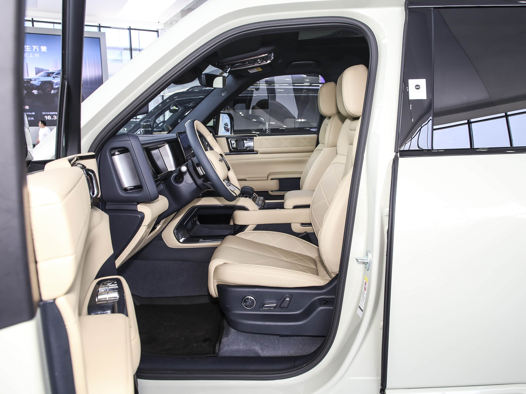 Fangchengbao Leopard 5 2025 Tianshen Smart Drive Max