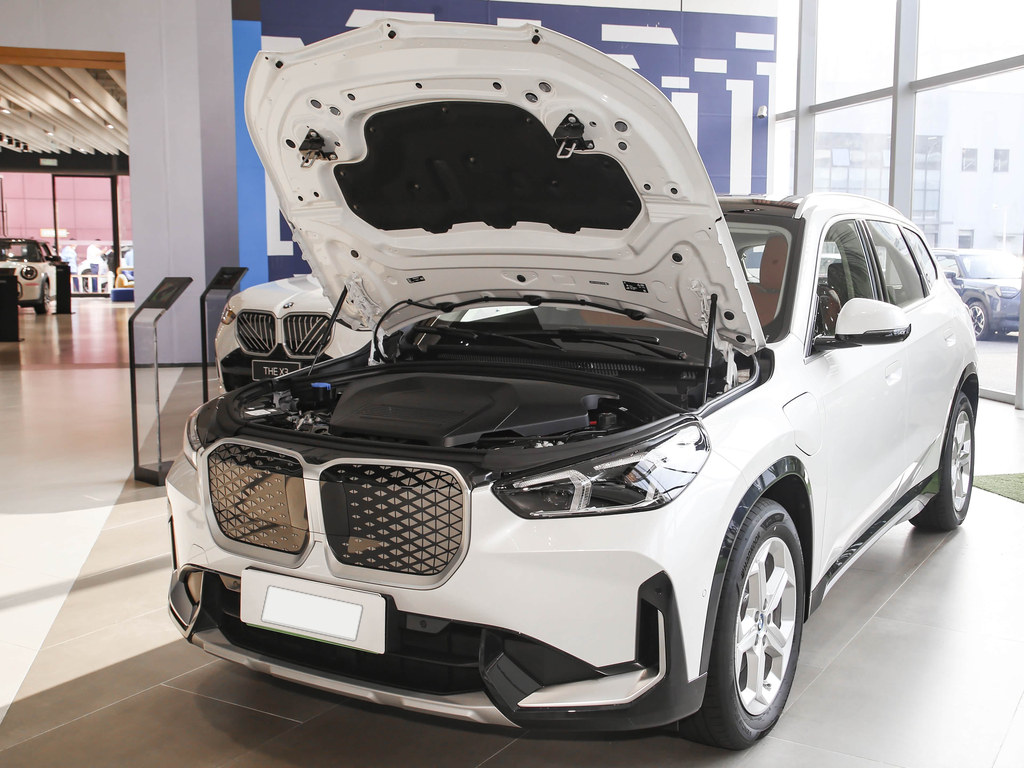 BMW iX1 2025 eDrive25L X Design Package