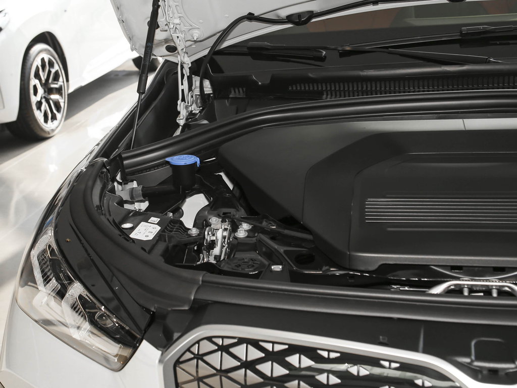 BMW iX1 2025 eDrive25L X Design Package