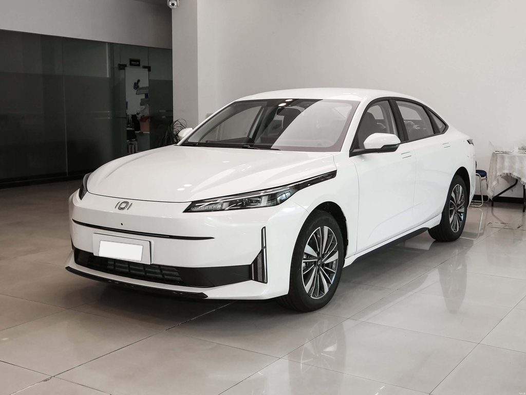 Changan Qiyuan A05 2025 Original 70 Leading Edition