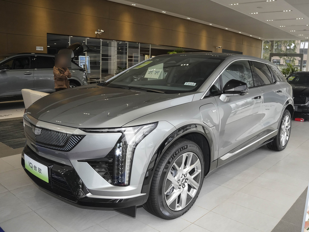 Cadillac IQ 2024 Standard Range Edition