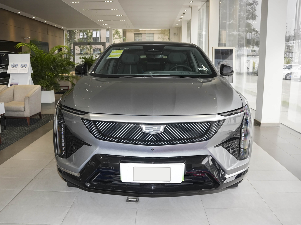 Cadillac IQ 2024 Standard Range Edition