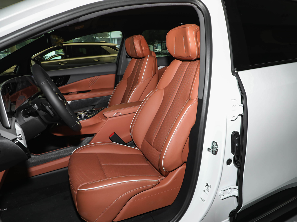 Cadillac IQ 2024 Standard Range Edition