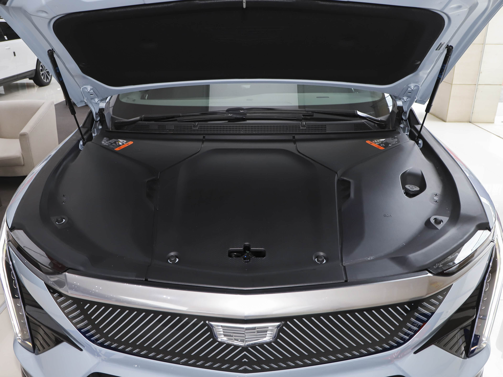 Cadillac IQ 2024 Standard Range Edition