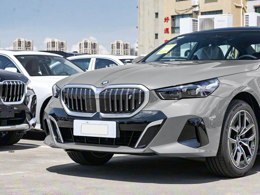 BMW i5 2026 eDrive 35L M Sport Package