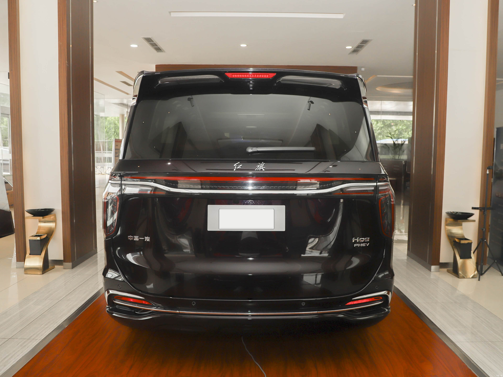 Hongqi HQ9 PHEV 2024 2.0T AWD Business Edition