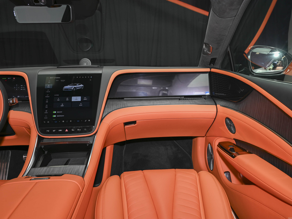 Yangwang U7 2025 EV Five-Seat Luxury Edition