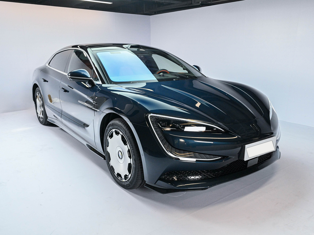 Yangwang U7 2025 EV Five-Seat Luxury Edition