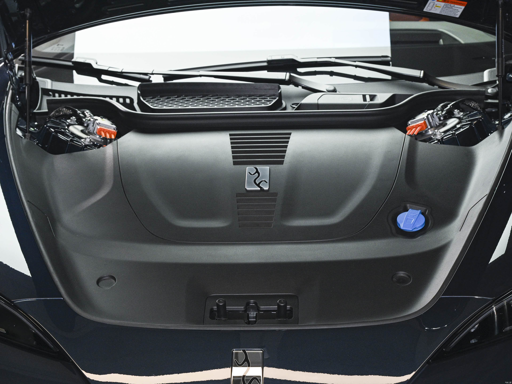 Yangwang U7 2025 EV Five-Seat Luxury Edition
