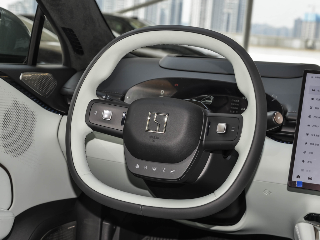 Zeekr 007 2025 RWD Smart Drive 75kWh