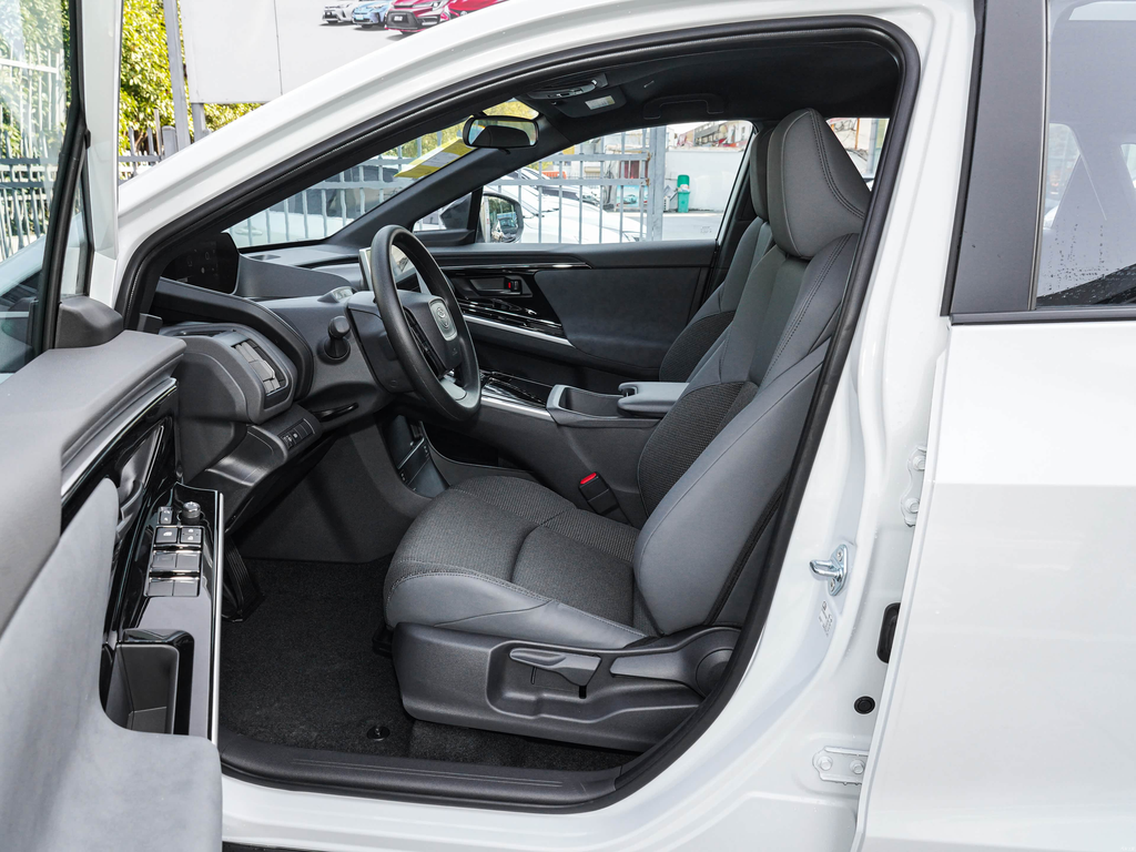 Toyota bZ3X 2025 615 Air Edition