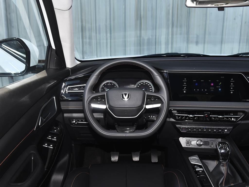 Changan X7 PLUS 2024 1.5T Manual Comfort 5-Seat