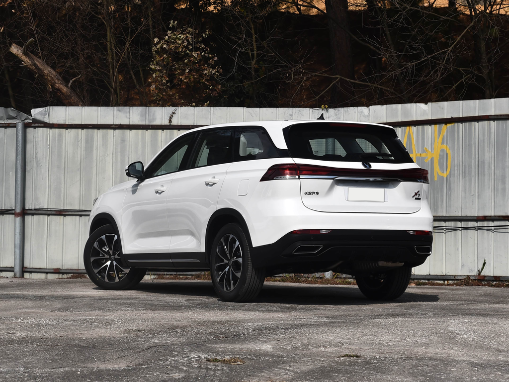 Changan X7 PLUS 2024 1.5T Manual Comfort 5-Seat