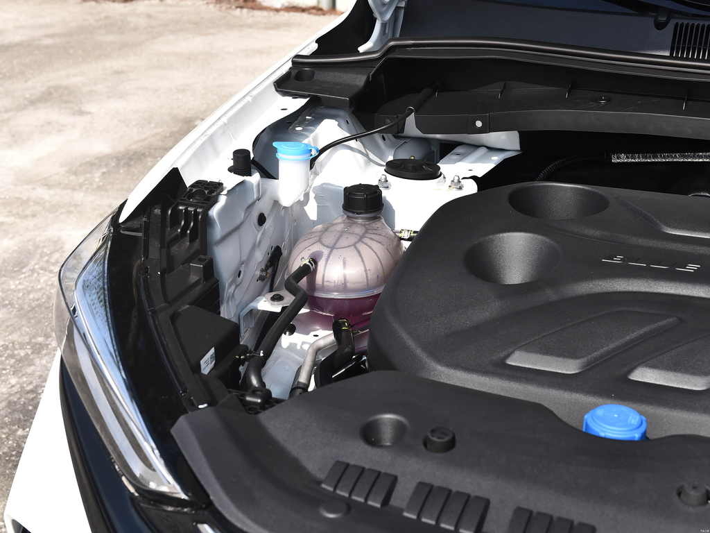 Changan X7 PLUS 2024 1.5T Manual Comfort 5-Seat