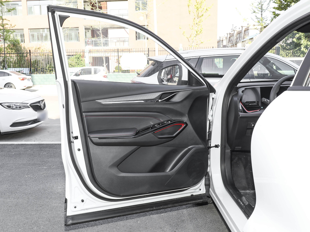 Changan X5 PLUS 2026 Gen2 1.5L MT Luxury