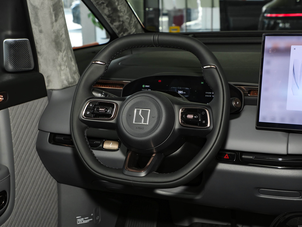 Zeekr MIX 2025 Smart Drive Edition
