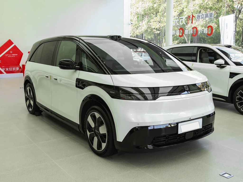 Zeekr MIX 2025 Smart Drive Edition