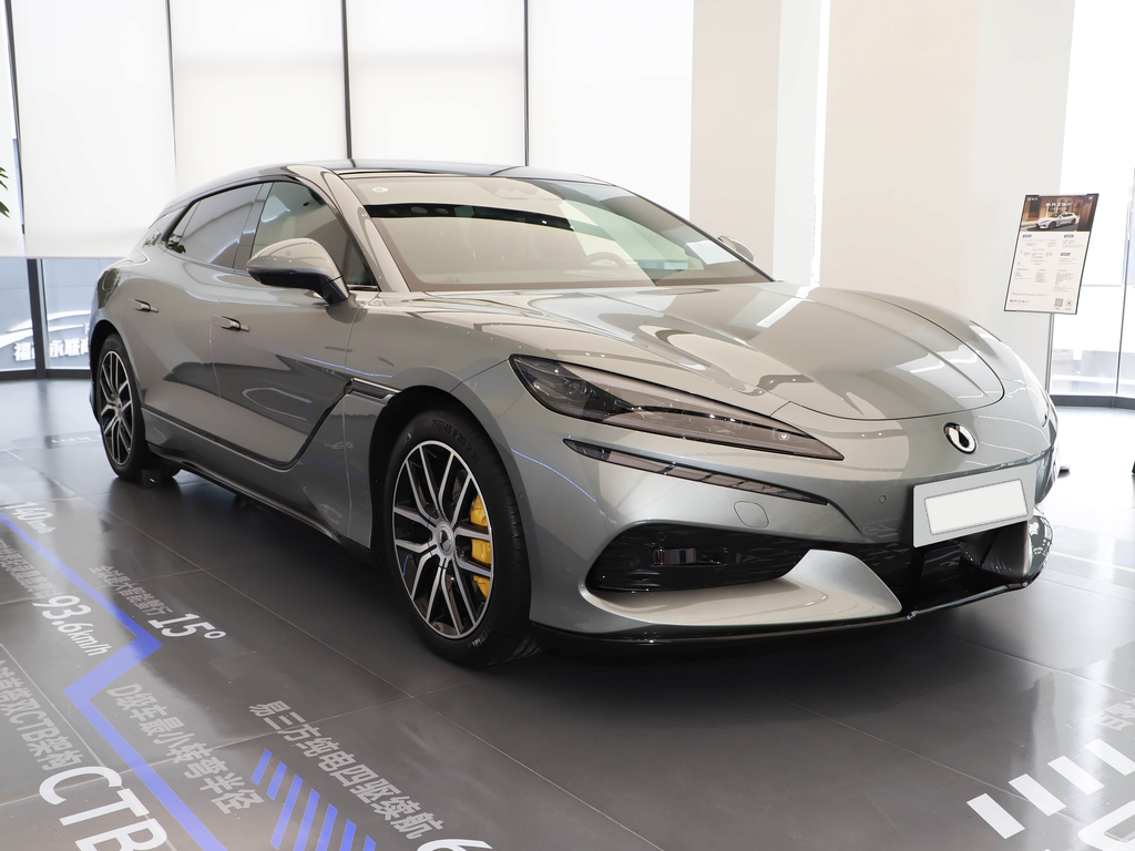 Denza Z9GT 2024 630 4WD Pro Edition