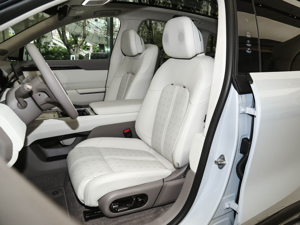 Zeekr 7X 2026 75kWh RWD MAX