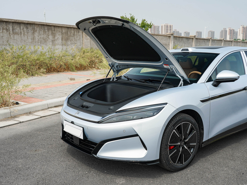 BYD Han L 2025 EV 701KM LiDAR Premium