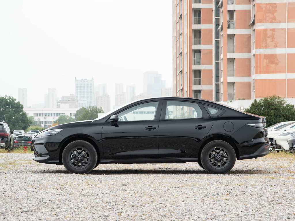 BYD Seal 05 DM-i 2026 128KM Luxury